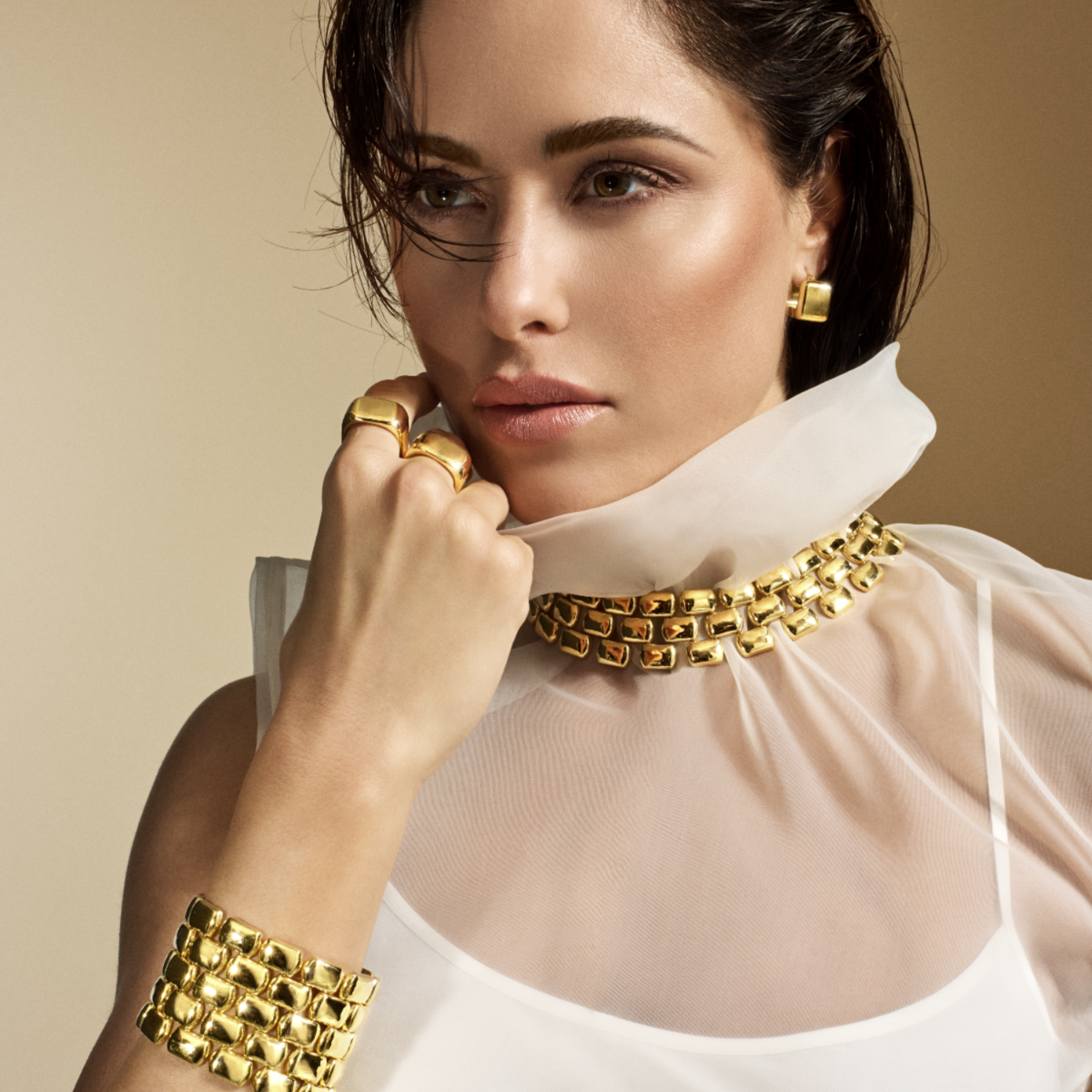 Sztuka, Którą Możesz Nosić: Odkryj Sekret Ręcznie Młotkowanej Biżuterii Etrusca Gioielli