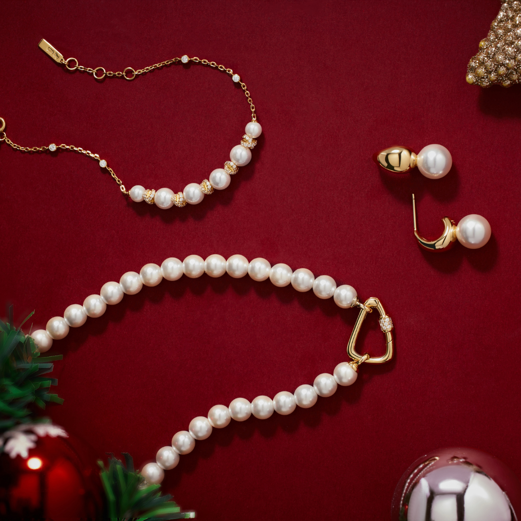 Kolczyki na Święta: Jak Rozświetlić Twarz przy Wigilijnym Stole? Kompletny Przewodnik po Prezentach i Stylizacjach