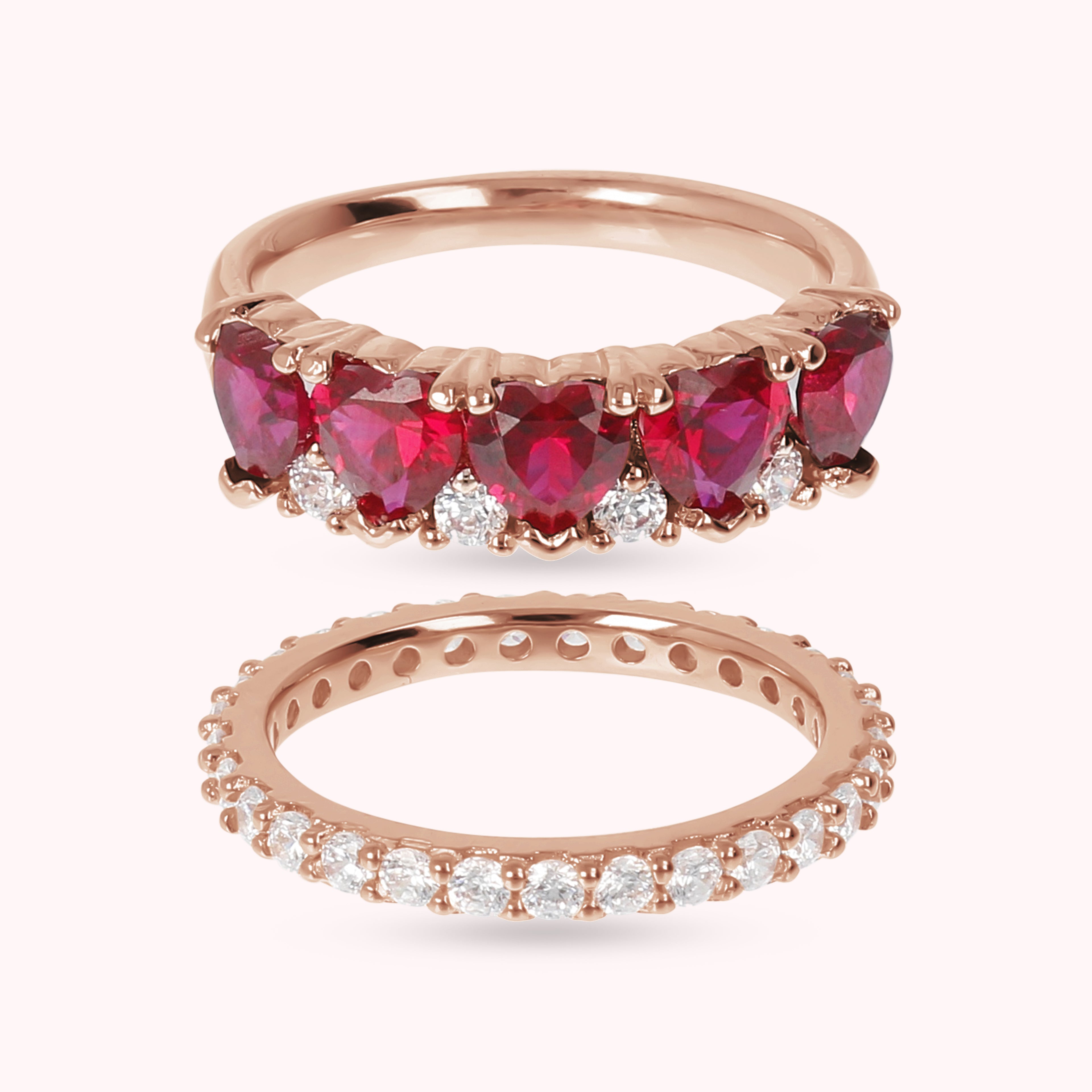 Pierścionek z cyrkoniami