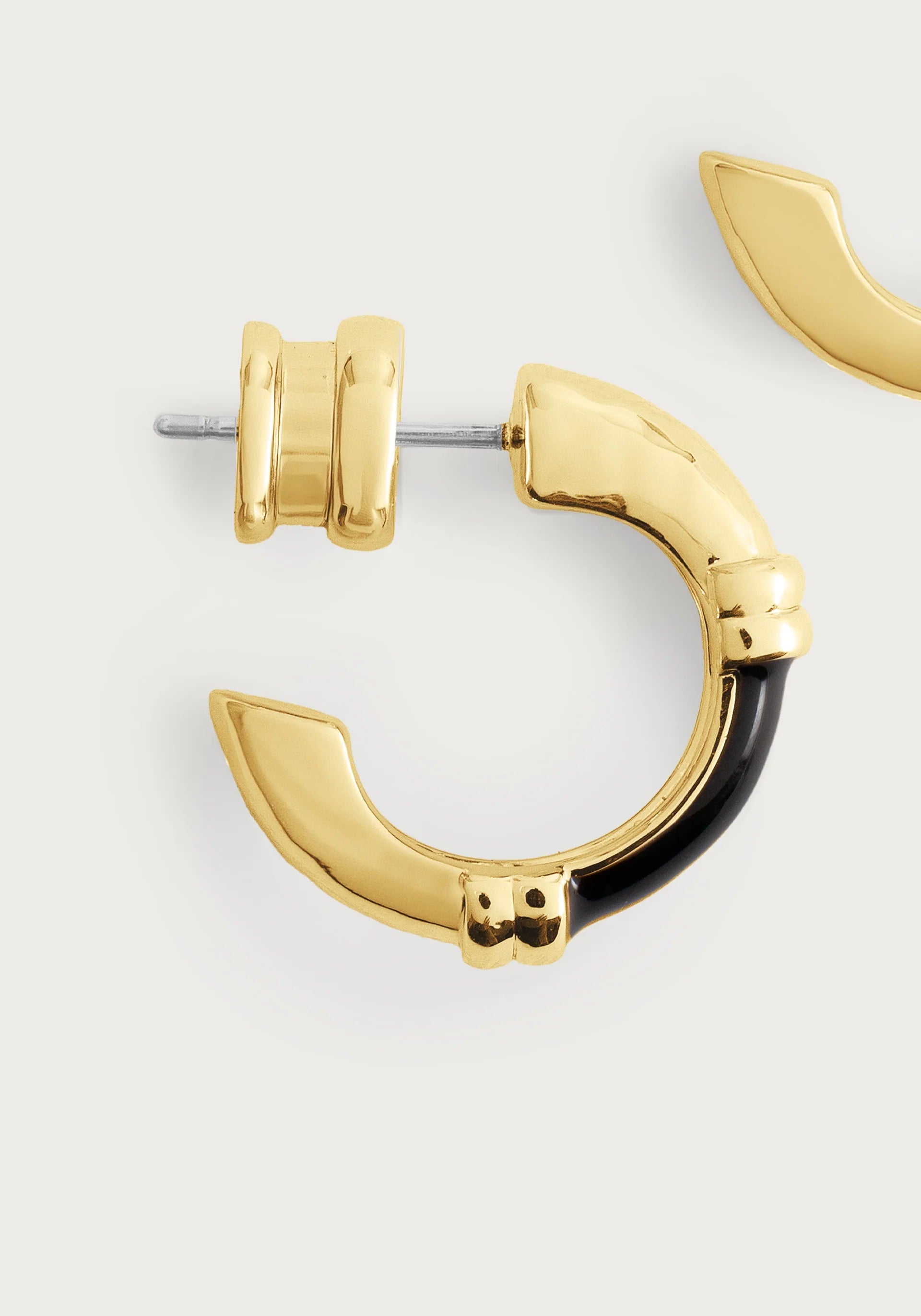 Kolczyki Półkoła Forza Czarna Emalia