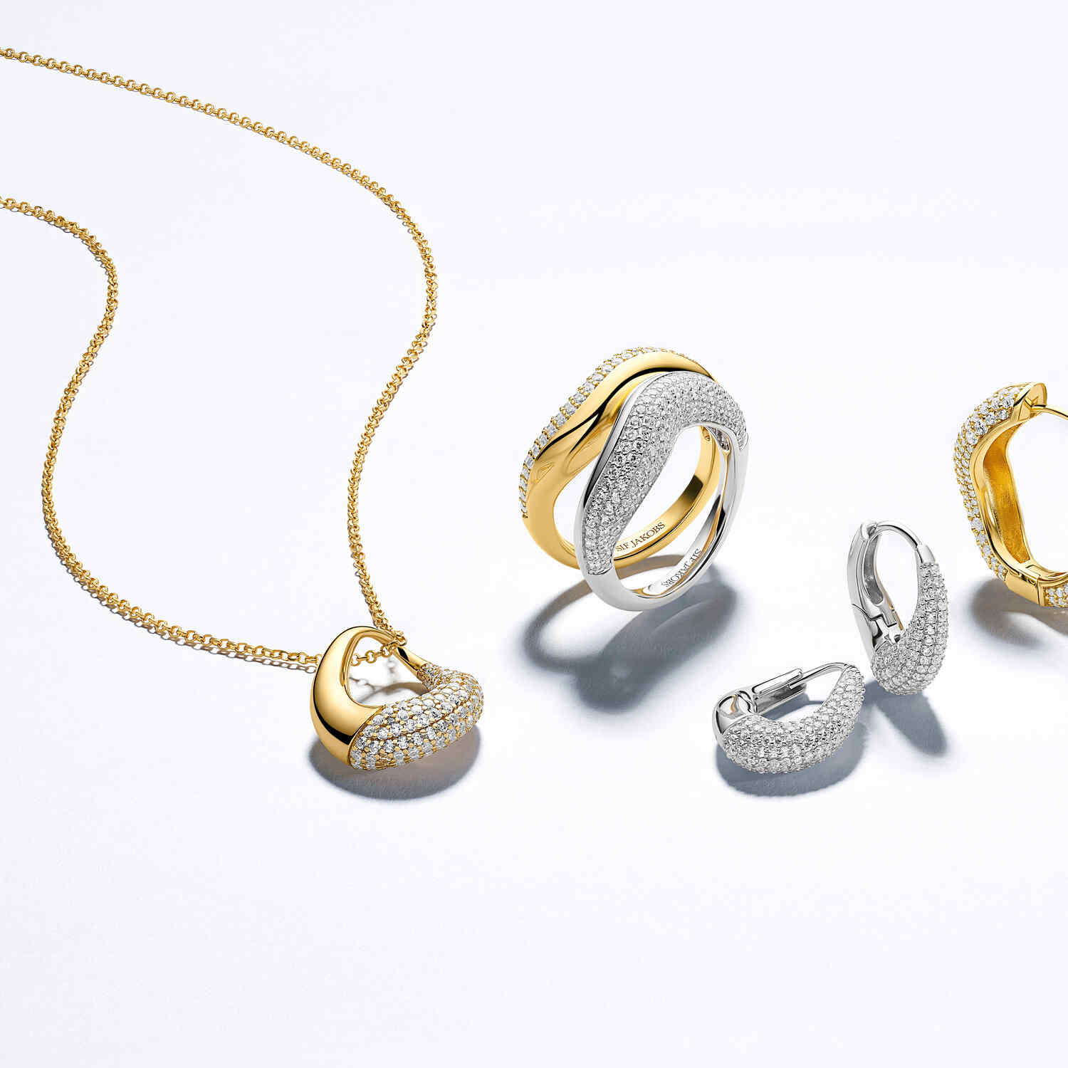 Iskrząca Forma: Srebrne kolczyki Glorenza Piccolo Pavé od Sif Jakobs, Vivagem Selection