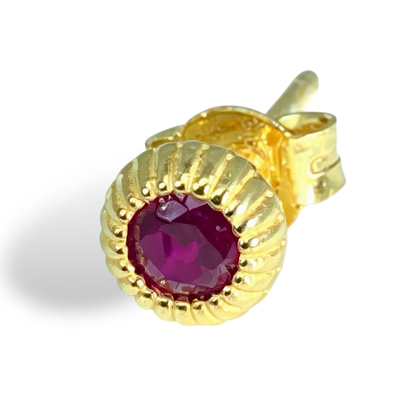 Złote Kolczyki Sztyfty z Rubinowym Kamieniem | Prezent Miłości | Vivagem