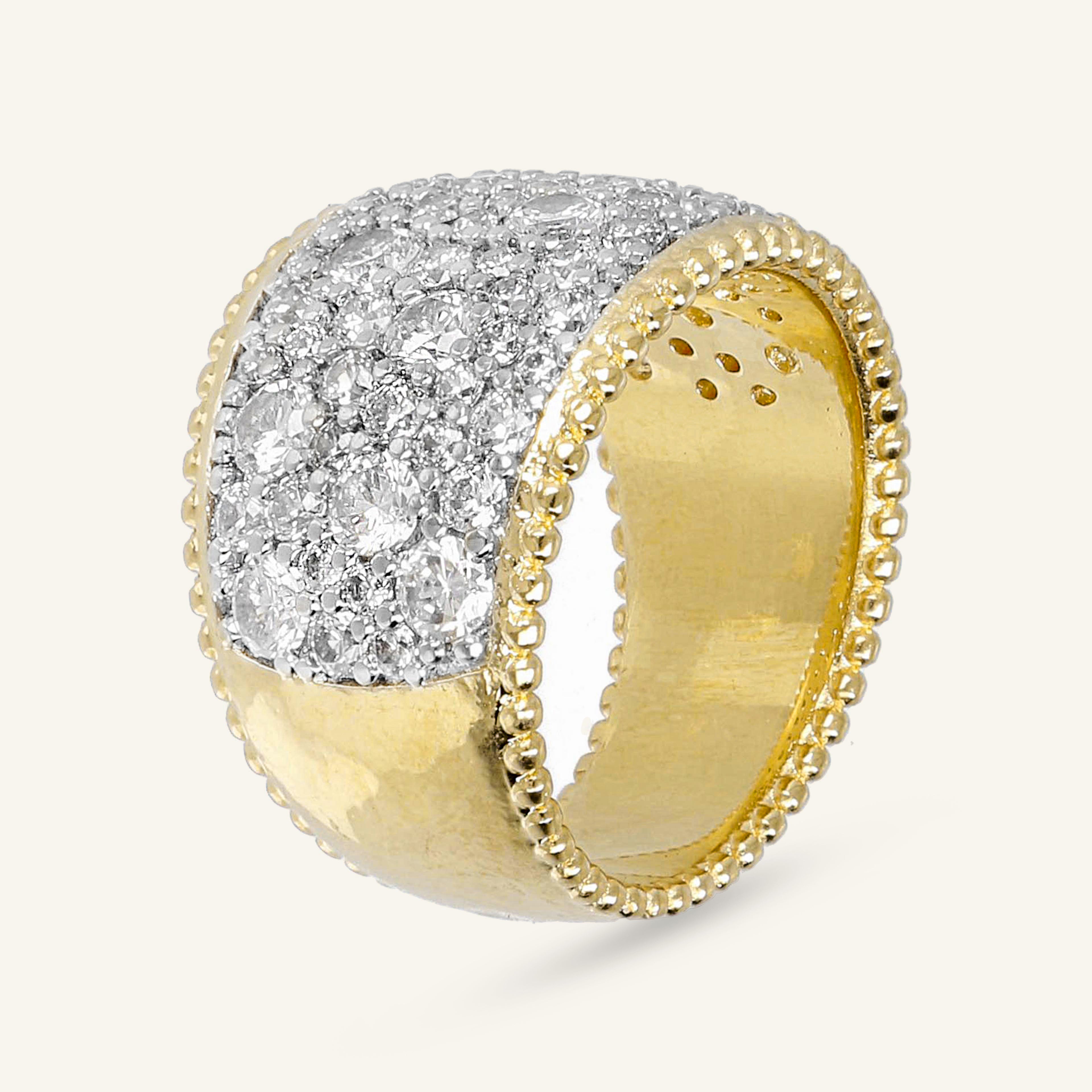 Erupcja Złotego Blasku: Pierścionek Etrusca Gioielli Vulcano Pavé, Włoski Design, Vivagem Selection