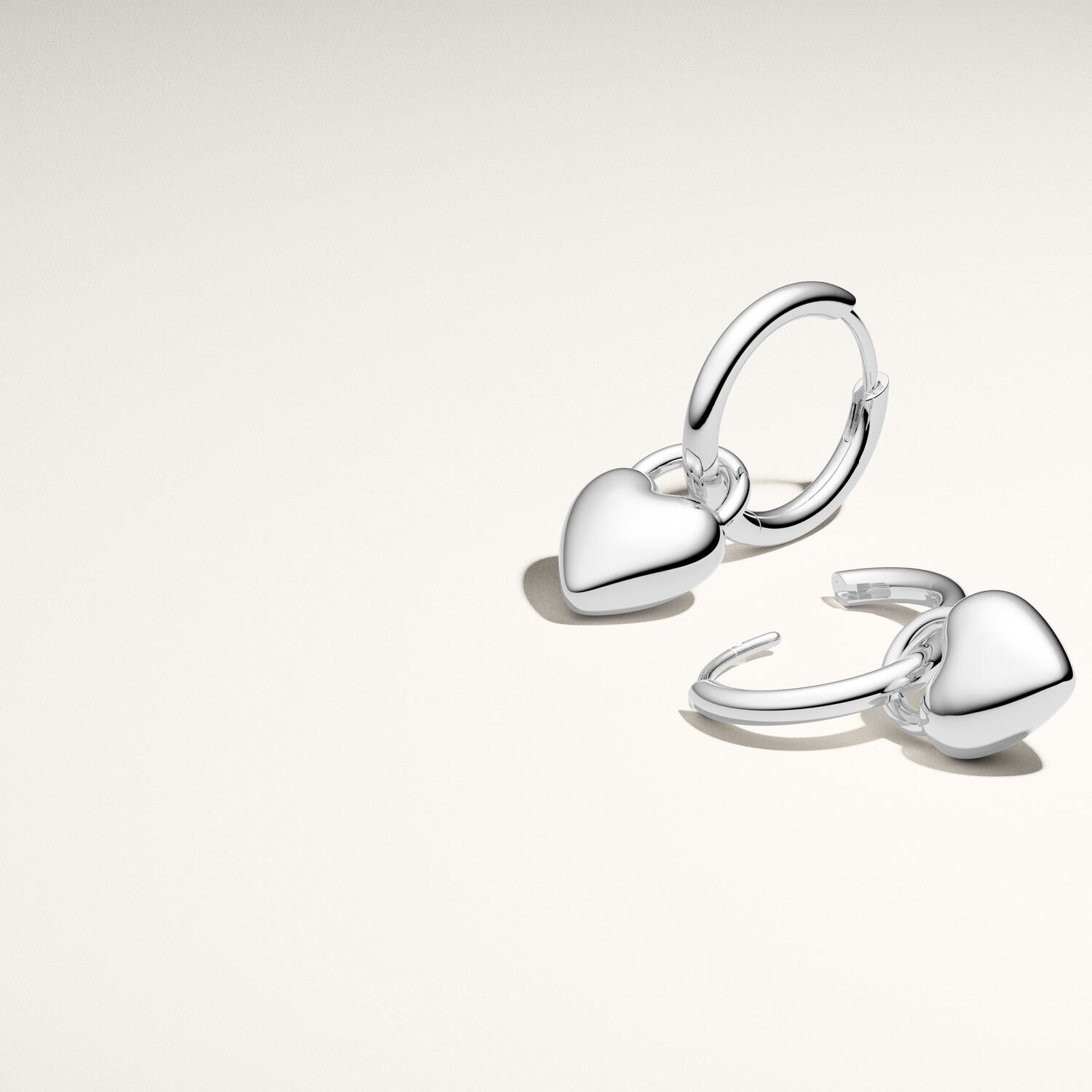 Srebrne Serduszka w Ruchu: Kolczyki Koła Julia Creole od Sif Jakobs, Vivagem Selection