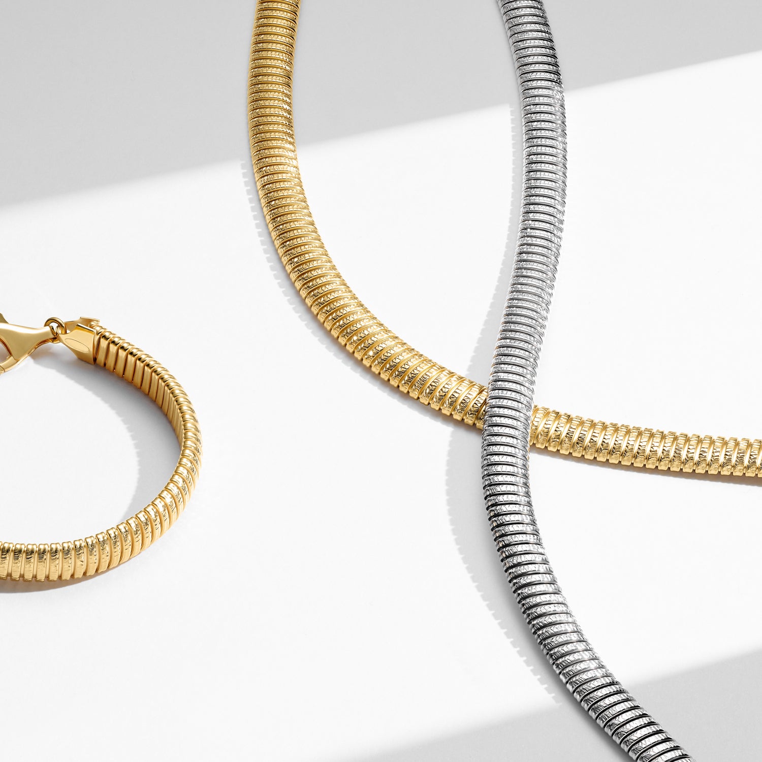 Glamour Riviery: Srebrny Naszyjnik Riva, Sif Jakobs, Skandynawski Design, Vivagem Selection